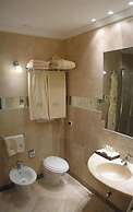 Tombolo Talasso & Beach Resort