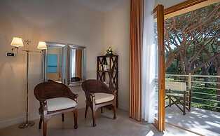 Tombolo Talasso & Beach Resort