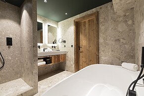 Hotel Le Chabichou