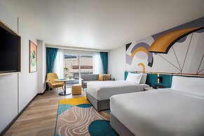M Social Hotel Phuket