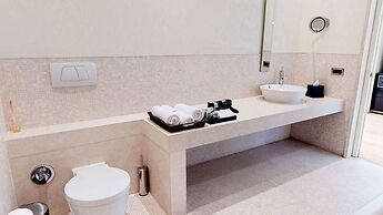 Ajia Hotel - Special Class