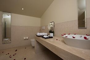 Ajia Hotel - Special Class
