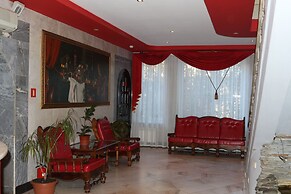 Ryan Johnson Hotel