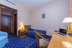 Oksana Hotel