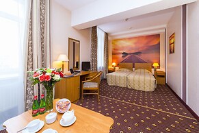 Oksana Hotel