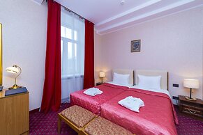 Oksana Hotel
