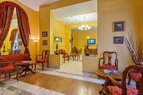 Oksana Hotel