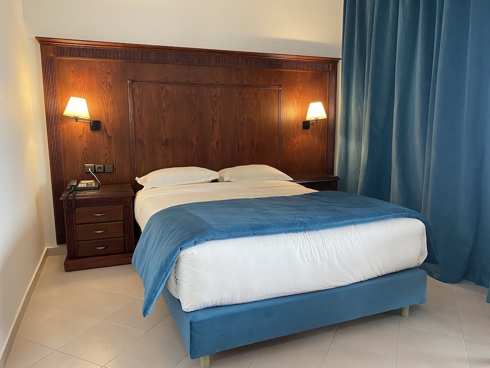 Hotel Azur