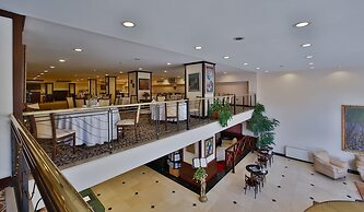 Central Hotel
