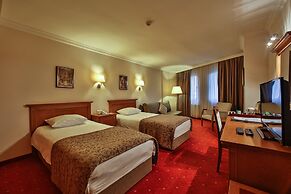 Central Hotel