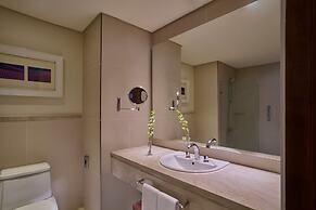 Grand Rotana Resort & Spa