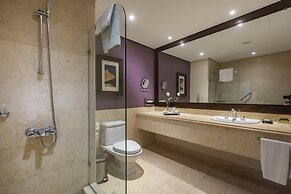 Grand Rotana Resort & Spa