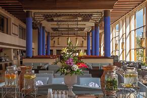 Grand Rotana Resort & Spa