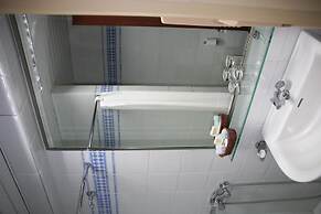 Athena Hotel
