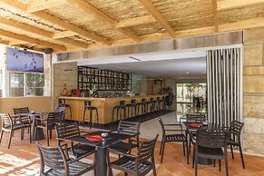 Athena Hotel