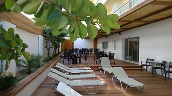 Athena Hotel