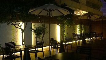 Athena Hotel