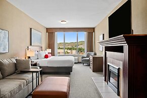 Ramada by Wyndham Drumheller Hotel & Suites