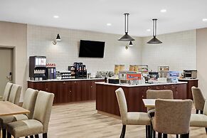 Ramada by Wyndham Drumheller Hotel & Suites