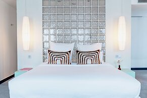 Kube Hotel Paris