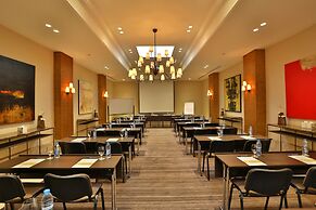 ALQasr Metropole Hotel
