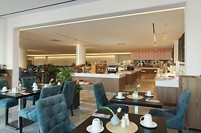 St. George Beach Hotel & Spa Resort