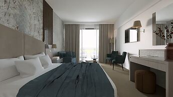 St. George Beach Hotel & Spa Resort