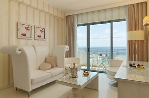 St. George Beach Hotel & Spa Resort