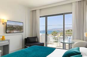 St. George Beach Hotel & Spa Resort