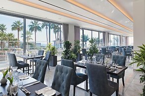 St. George Beach Hotel & Spa Resort