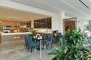 St. George Beach Hotel & Spa Resort