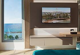 St. George Beach Hotel & Spa Resort