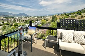 Above The Beach Guest Suites