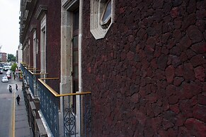 Hotel Morales Historical & Colonial Downtown Core