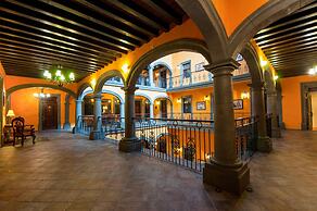 Hotel Morales Historical & Colonial Downtown Core