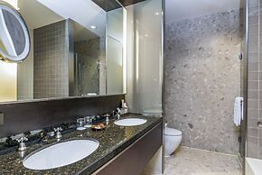 Emporium Suites by Chatrium