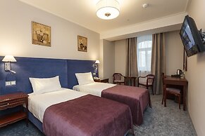 Medea Hotel