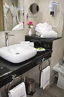Anezi Tower Hotel