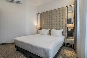 Congress Hotel
