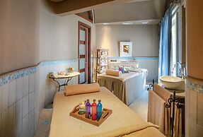 Columbia Beach Resort