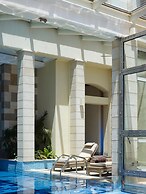 Columbia Beach Resort