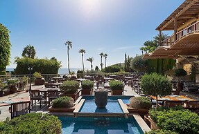 Columbia Beach Resort