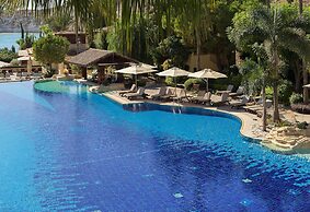 Columbia Beach Resort