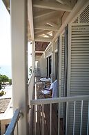 Columbia Beach Resort