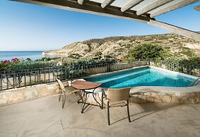 Columbia Beach Resort