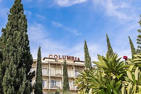 Columbia Beach Resort