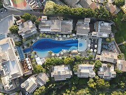 Columbia Beach Resort