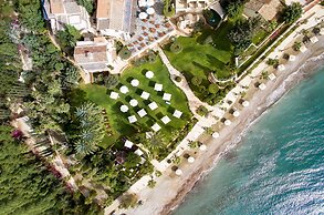 Columbia Beach Resort
