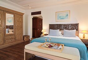 Columbia Beach Resort