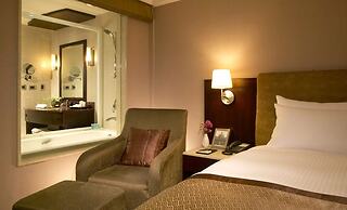 Grand Forward Hotel
